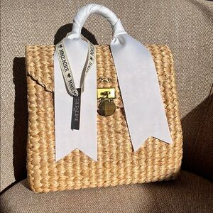 M.M.E The LadyJane No. 5 in White